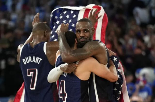 开云集团-詹姆斯：和库里合作梦寐以求 不知未来是否有机会