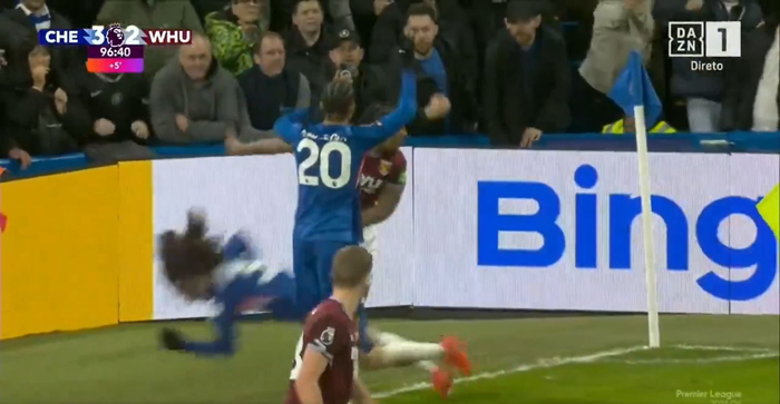 开云集团-特劳雷公开致歉库库雷利亚，称冲突系一时冲动|马克·库库雷利亚|都留|本意|在场|道歉_新浪体育_新浪新闻