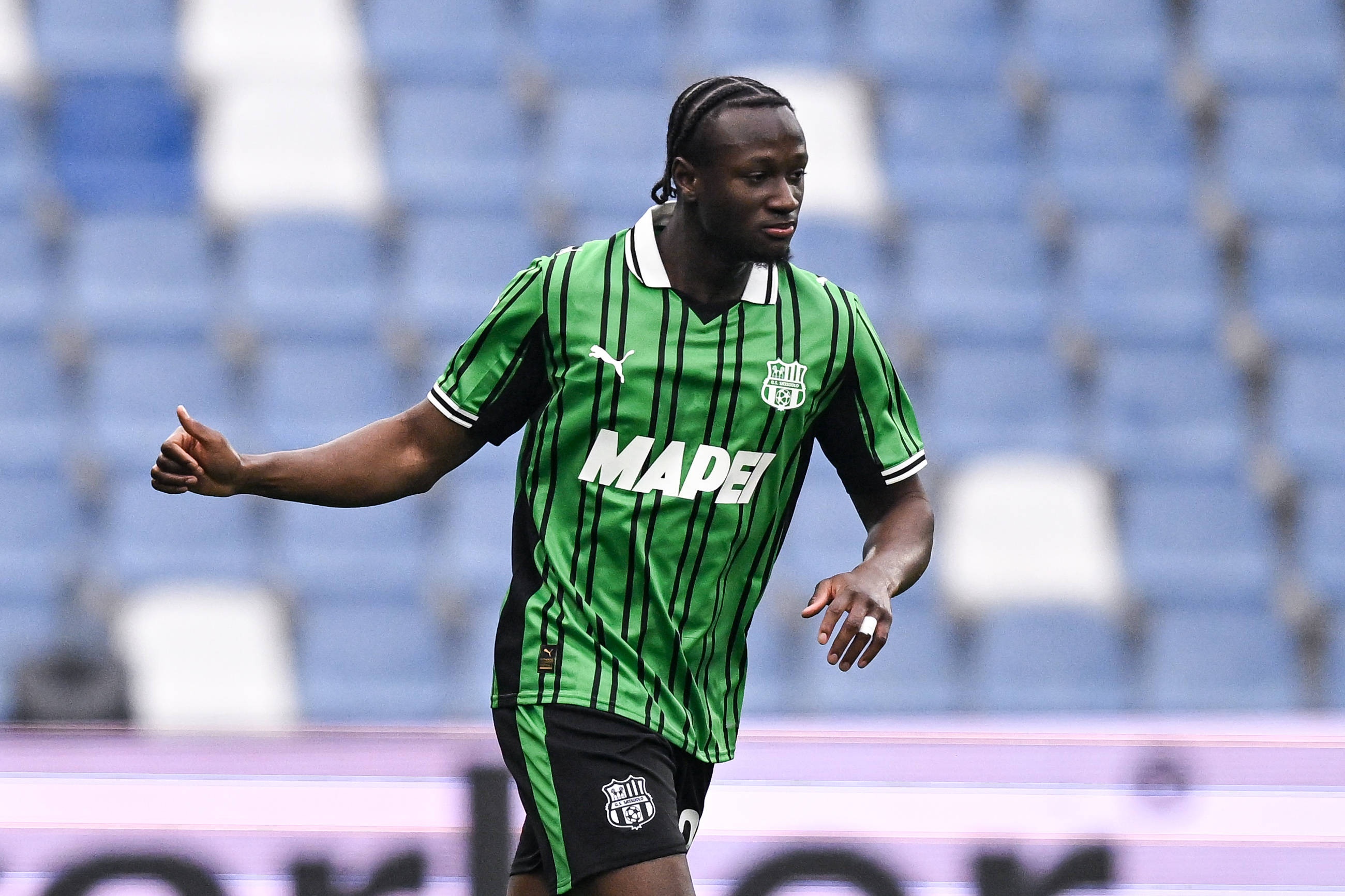 KAIYUN-都体：国米对萨索洛中场科内感兴趣，上周派球探现场观看球员比赛