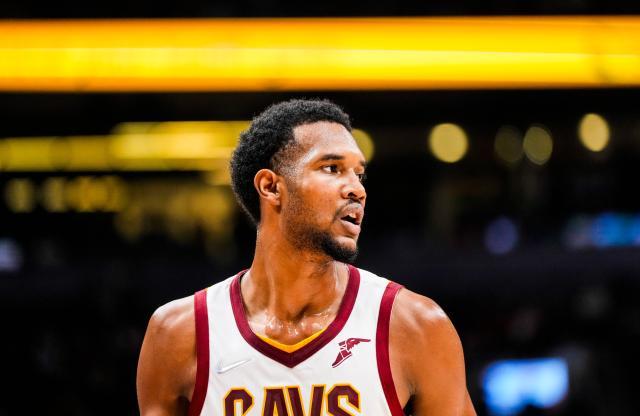 1637138733417076059.jpg FEVZUTMUcAMUF6i.jpg